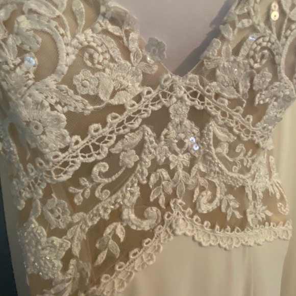 Wedding Gown - Picture 2 of 6